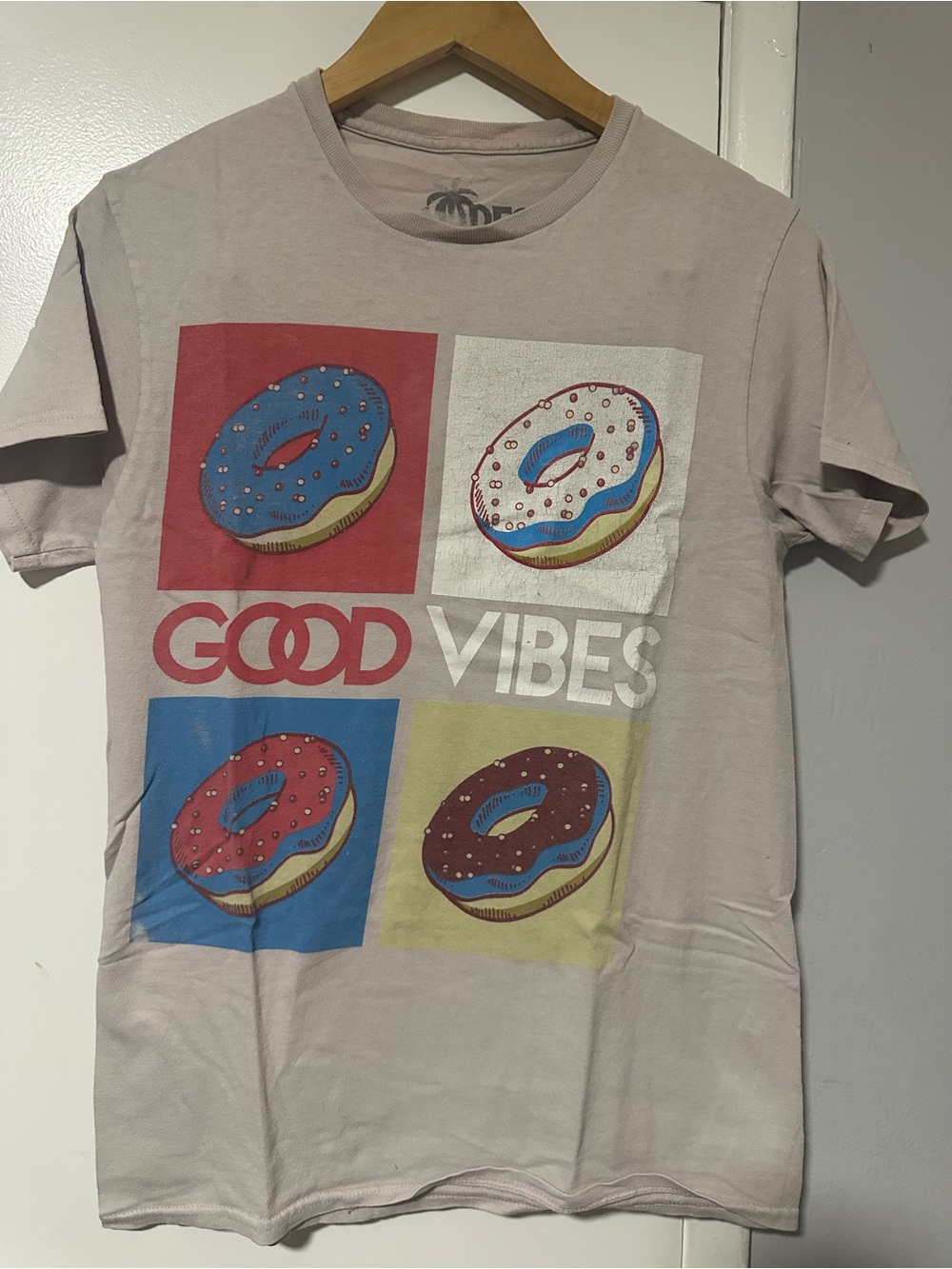 Vibes Good Vibes Graphic Tee - Light Pink Sz. S